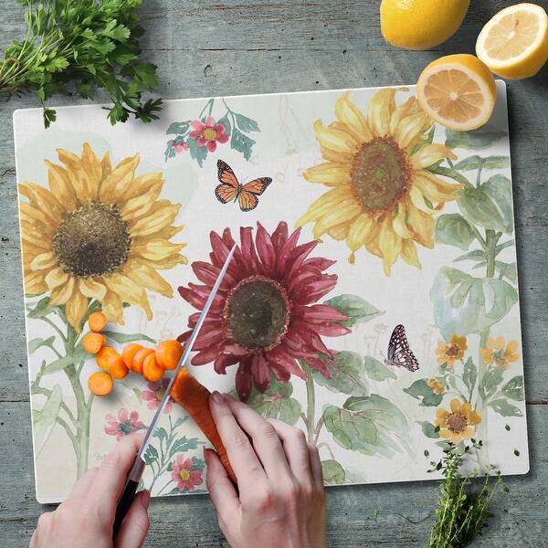 https://ak1.ostkcdn.com/images/products/is/images/direct/5e84c21bed4b9a2b5401a998c0d5ebc2943b9445/Tempered-Glass-Counter-Saver---Cutting-Board-Sunflower-Splendor---15%22-x-12%22-Made-in-the-USA.jpg?impolicy=medium