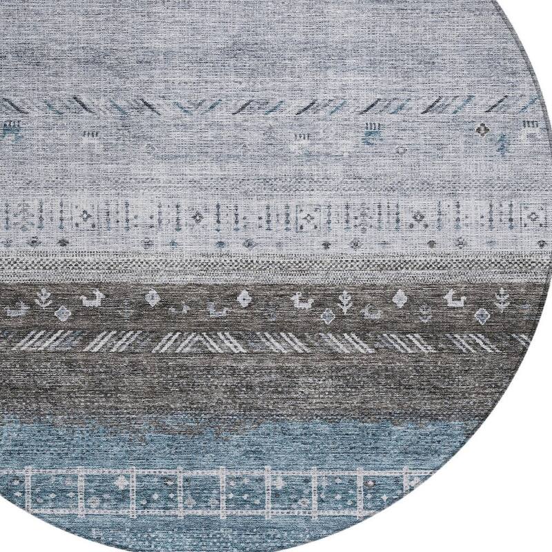 HomeRoots Southwestern Transitional Rectangle Outdoor Rug