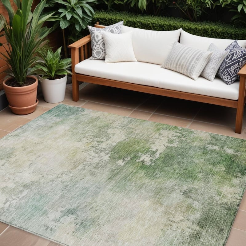 HomeRoots Abstract Transitional Rectangle Outdoor Rug - 10' X 14'