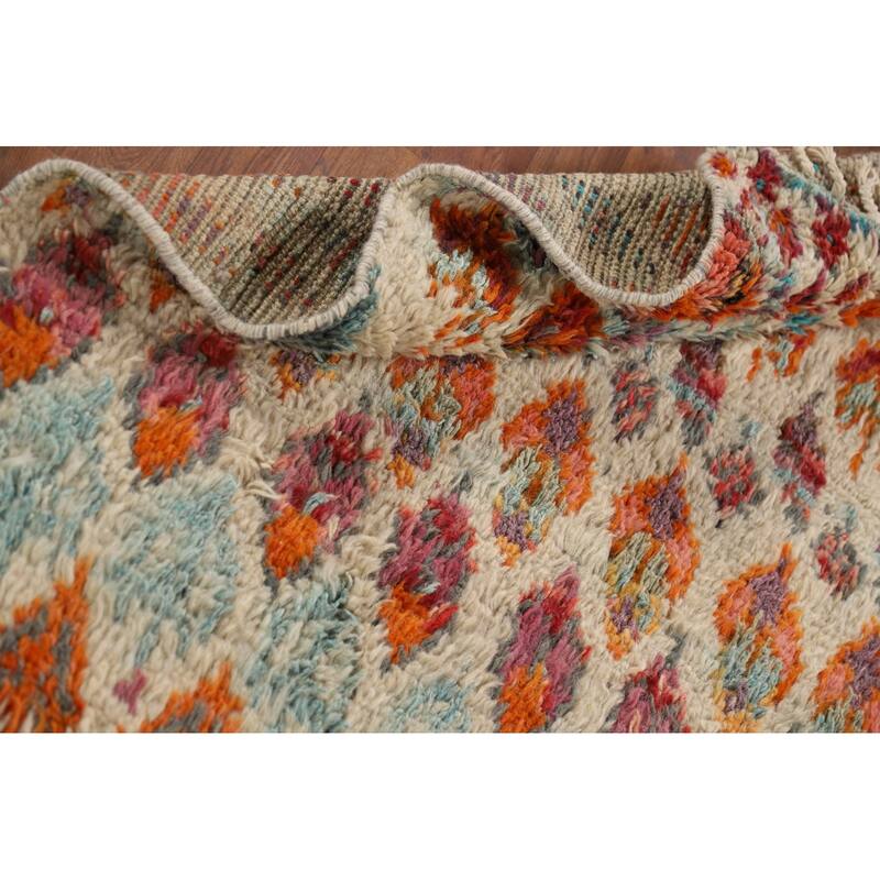 Hand Knotted Oriental 100% Wool Carpet Modern All-Over Beige & Ivories Moroccan Runner Rug - 6' 6'' X 3' 3''