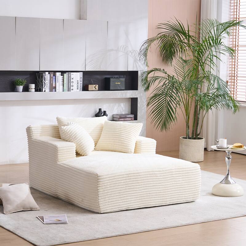 Versatile Oversized Chaise Longue Chair for Relaxing and Sleeping