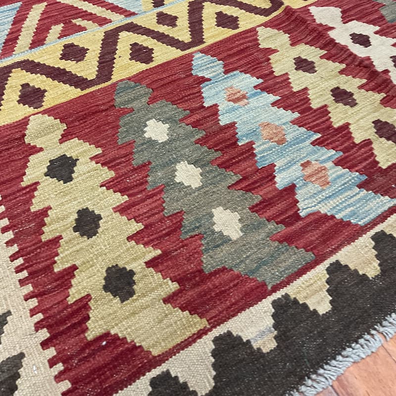 HERAT ORIENTAL Hand-woven Tribal Kilim Wool Rug - 4'10" x 6'5"