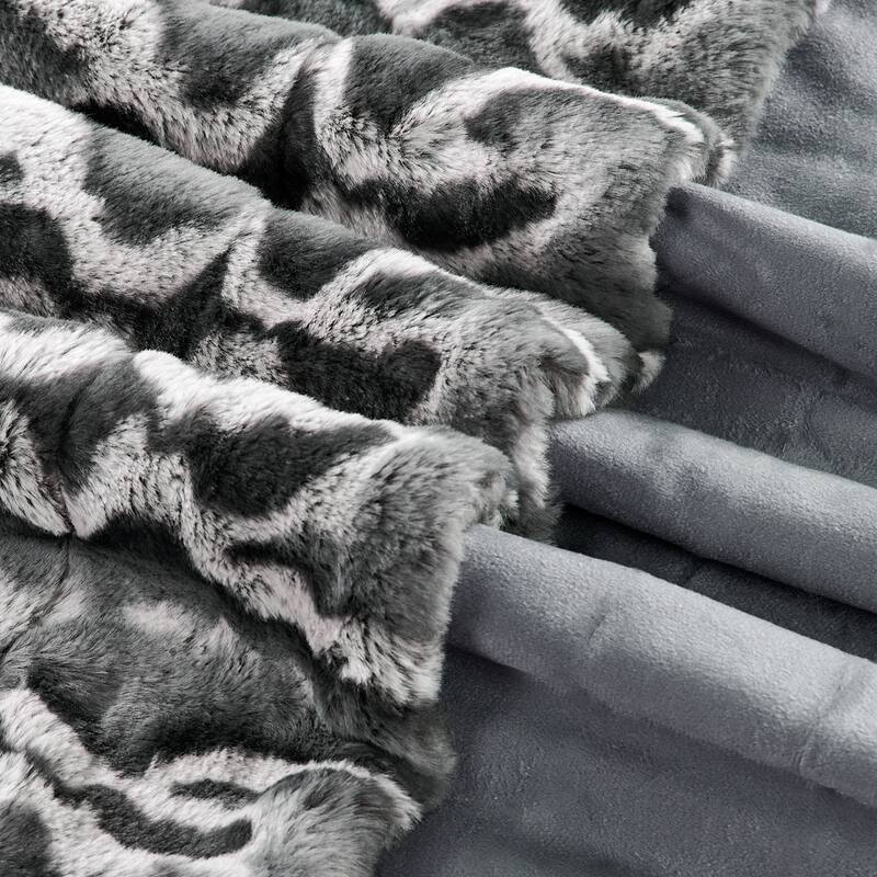 Tip Printing Light Fauxfur Throw