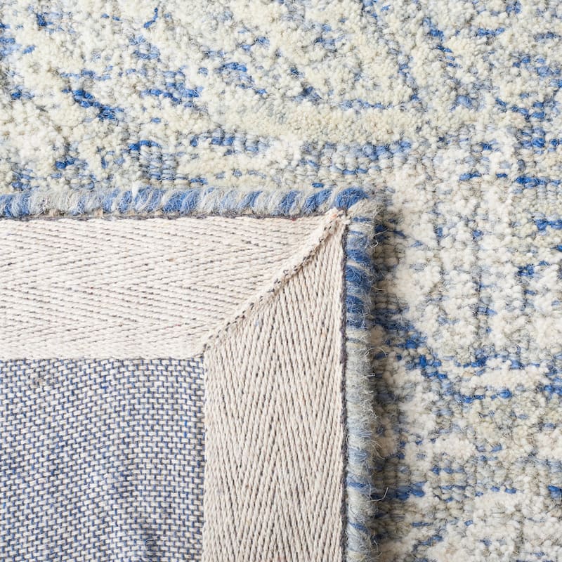 SAFAVIEH Handmade Metro Umaymah Wool Rug