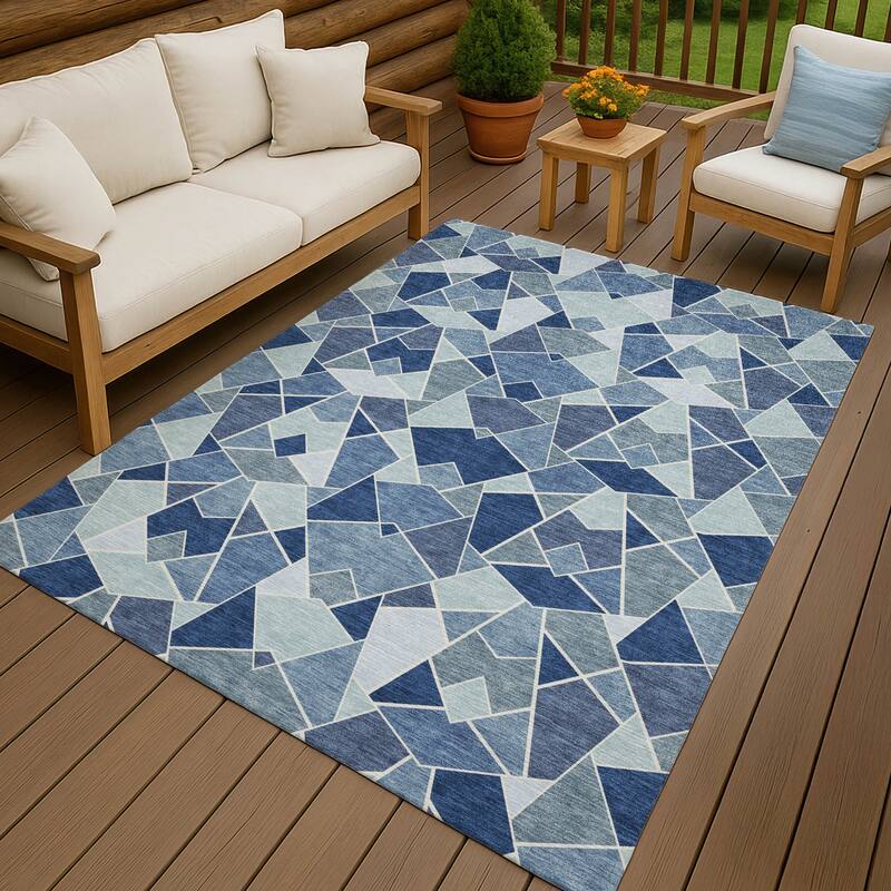 Machine Washable Indoor/ Outdoor Modern Mosaic Chantille Rug