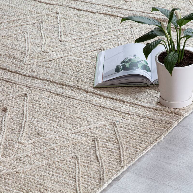 Jani Kresty Ivory Chevron Braided Area Rug - Elegant and Stylish Design