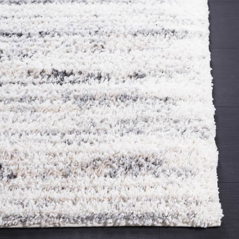 SAFAVIEH Berber Shag Eukene Abstract Rug