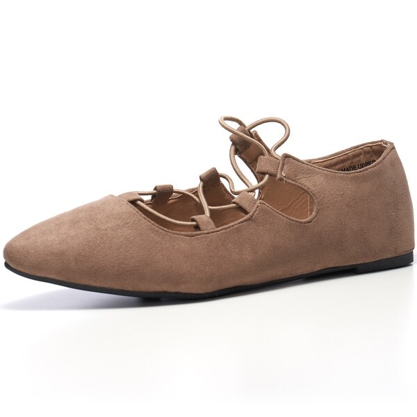 ladies cream flat shoes