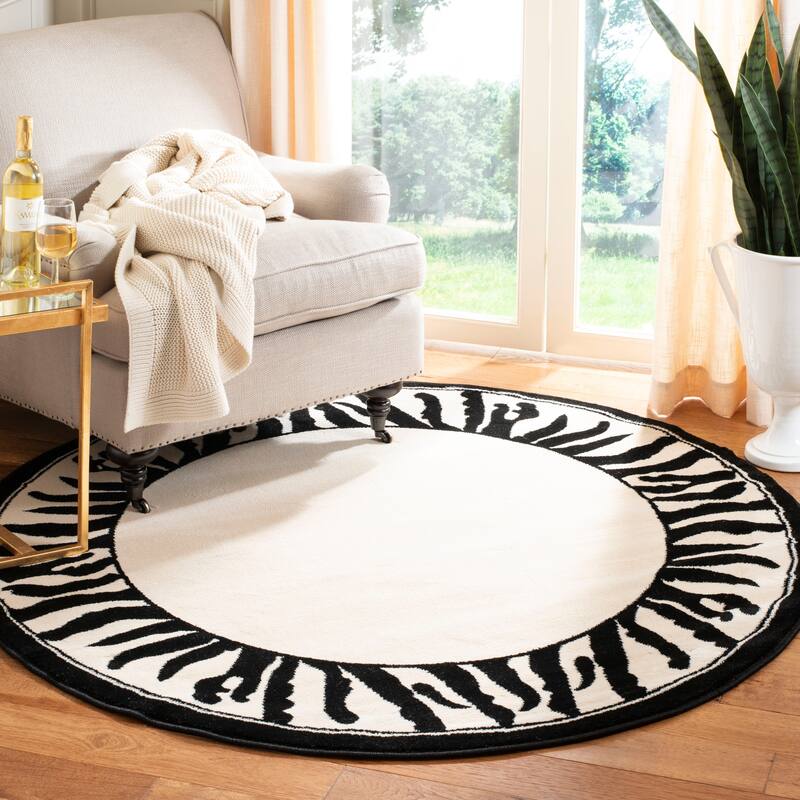 SAFAVIEH Lyndhurst Siegtraud Traditional Oriental Rug