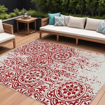 HomeRoots Medallion Transitional Rectangle Outdoor Rug
