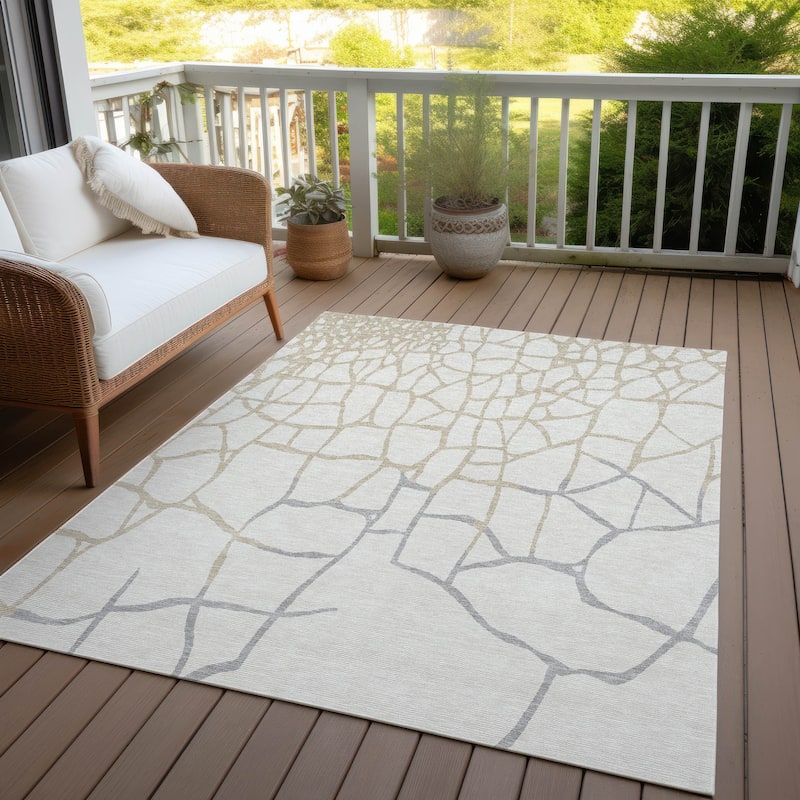 Machine Washable Indoor/ Outdoor Abstract Webby Chantille Rug