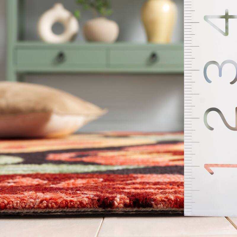 SAFAVIEH Handmade Jardin Florinka Floral Wool Rug