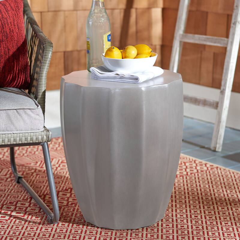 SAFAVIEH Nhuong Concrete Indoor/ Outdoor Accent Table - 15.3" x 15.3" x 17.7" - 15Wx15Dx18H - Dark Grey