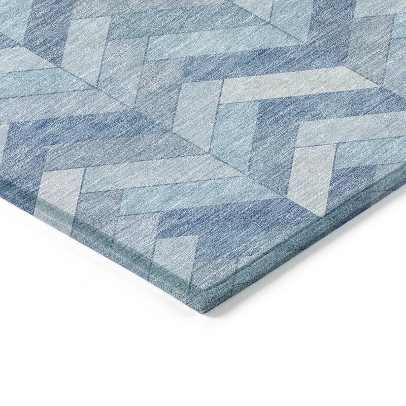 Machine Washable Indoor/ Outdoor Modern Chevron Chantille Rug