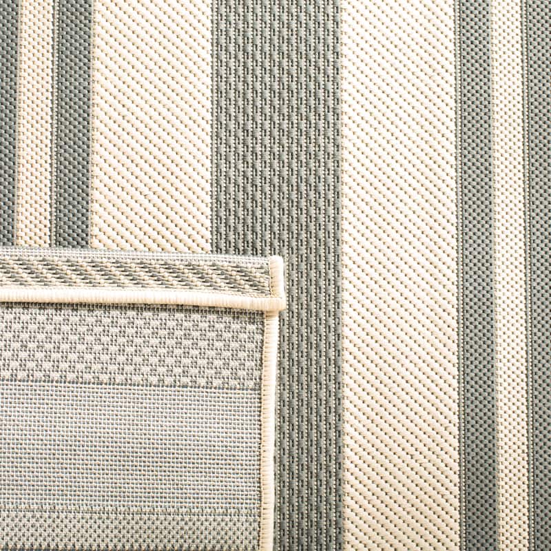 SAFAVIEH Courtyard Orsi Indoor/ Outdoor Waterproof Area Rug