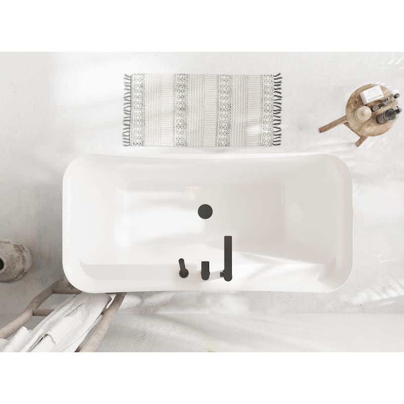 Haley Soaking Bathtub in Glossy White