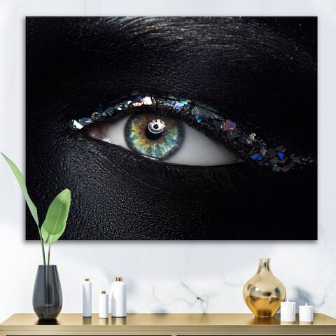 Designart 'Woman Eyes With Multi-Colored Glass Sparkles' Modern Canvas Wall Art Print