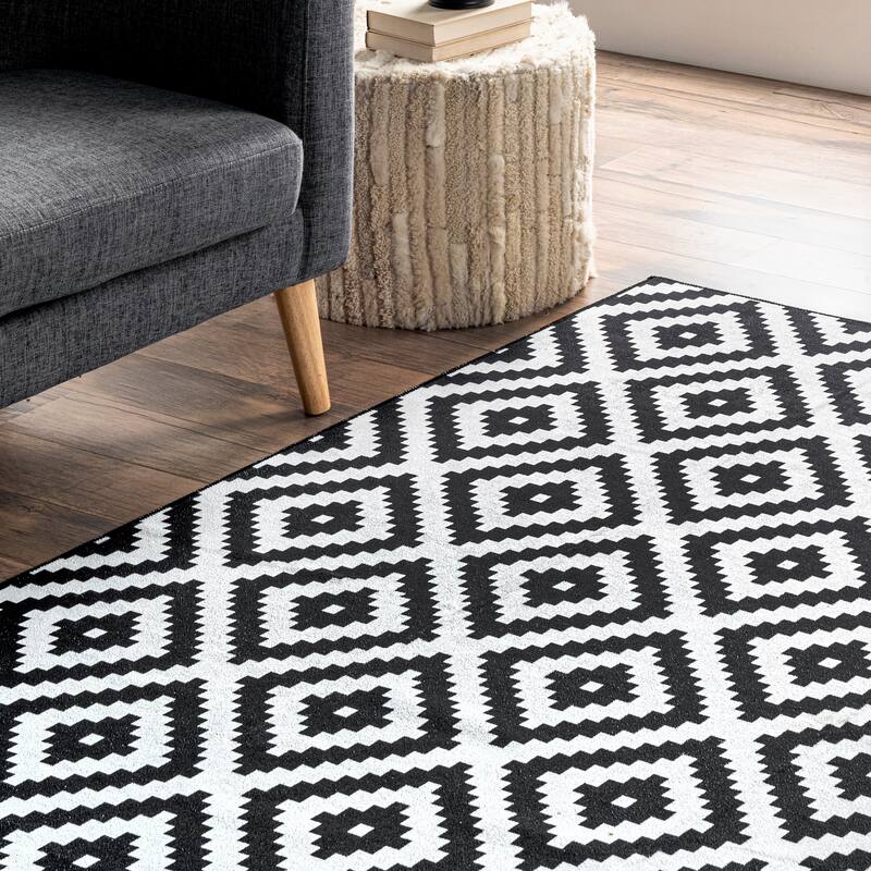 Nuloom Kellee SpinClean Machine Washable Modern Diamonds Area Rug