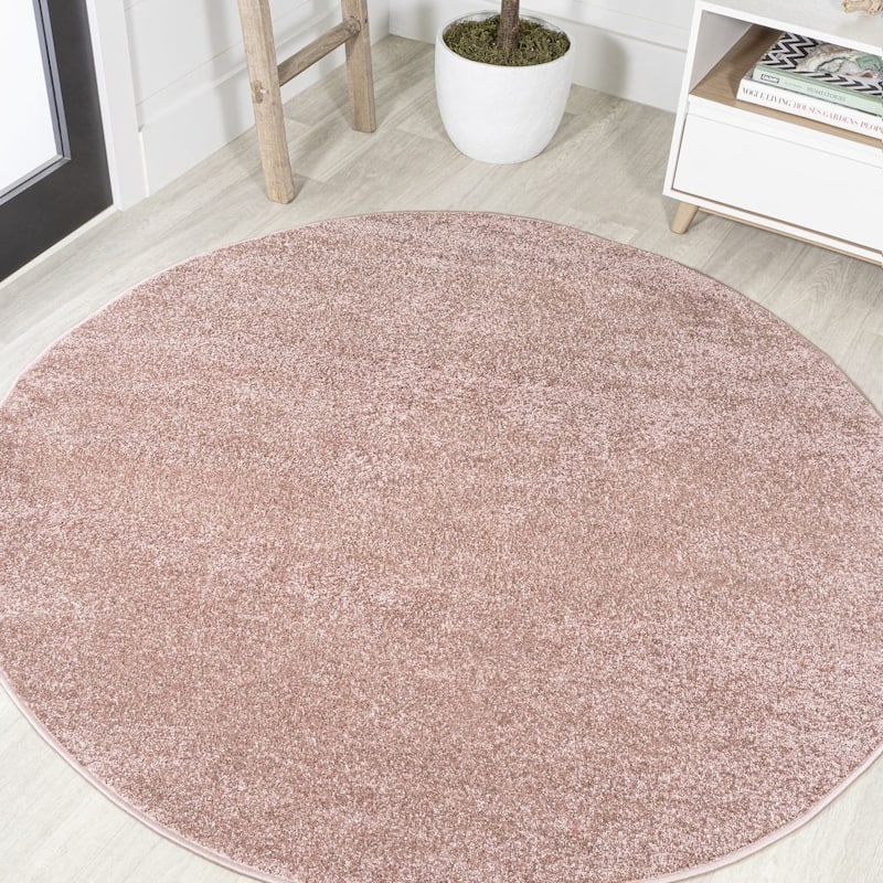 JONATHAN Y Tumbling Solid Low-Pile Area Rug - 5' Round - Pink