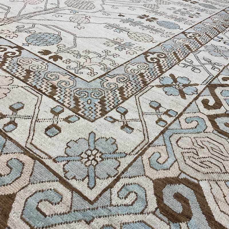 HERAT ORIENTAL Handmade Khotan Wool Rug - 10'1" x 13'11"