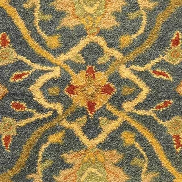 SAFAVIEH Handmade Antiquity Izora Traditional Oriental Wool Rug