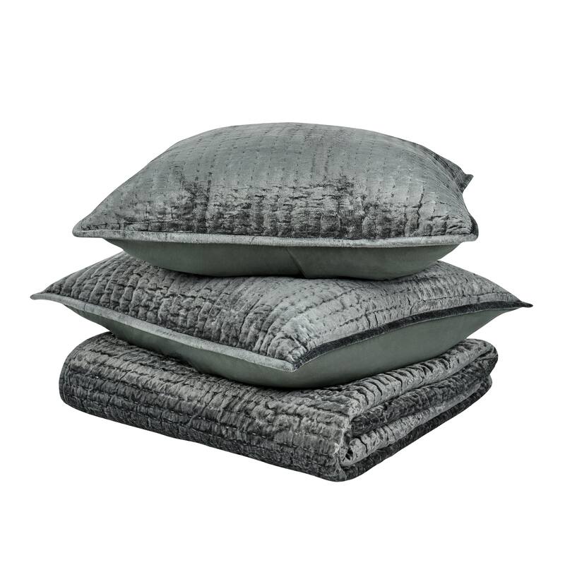 Villa by Classic Home Dimitry 3-Piece Velvet Quilt Set