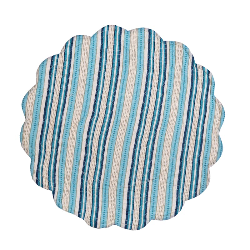 Bailey Blue Reversible Machine Washable Round Scallop Quilt Placemats Set of 6