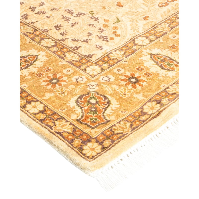Overton Handknotted Wool Traditional Oriental Ivory Area Rug - 5' x 8'