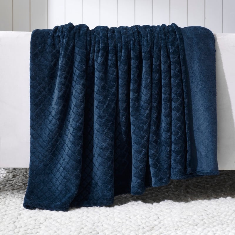 Superior Alaska Quilted Diamond Plush Fleece Blanket For Couch or Bed