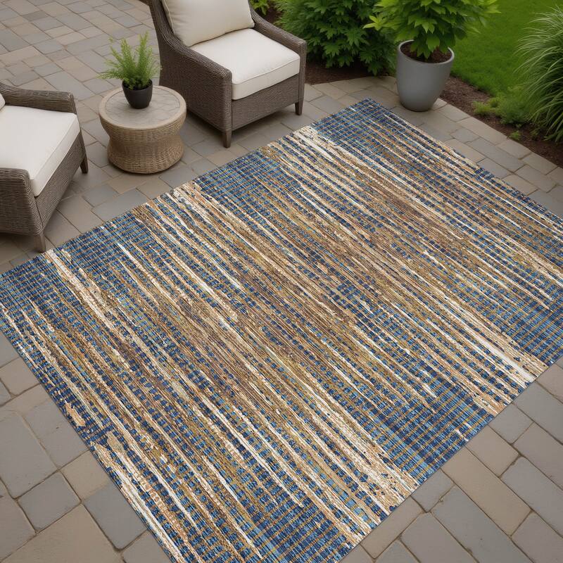 Machine Washable Indoor/ Outdoor Casual Keystone Chantille Rug