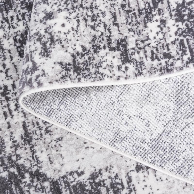 SAFAVIEH Amelia Madlaina Abstract Rug