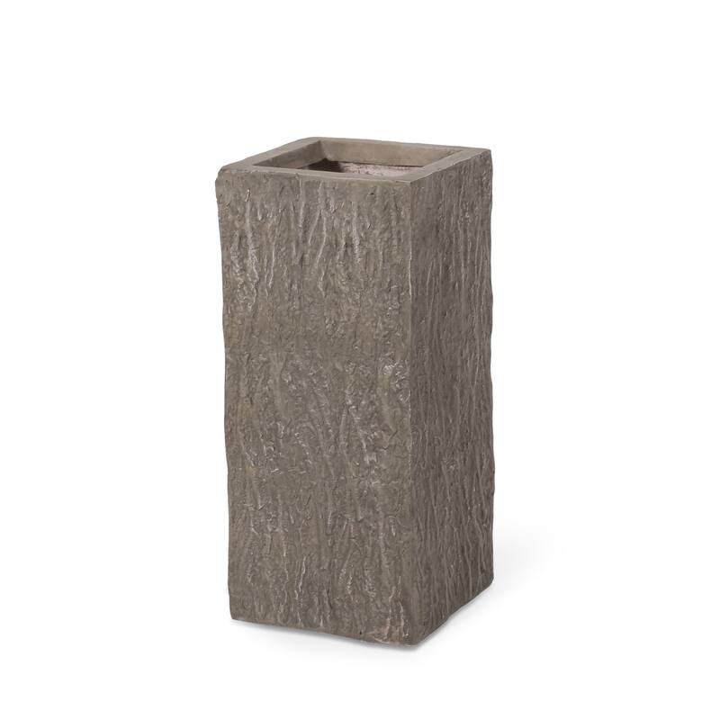 Flower pot，PLANTER，This garden urn planter allows for variation in height in your garden area