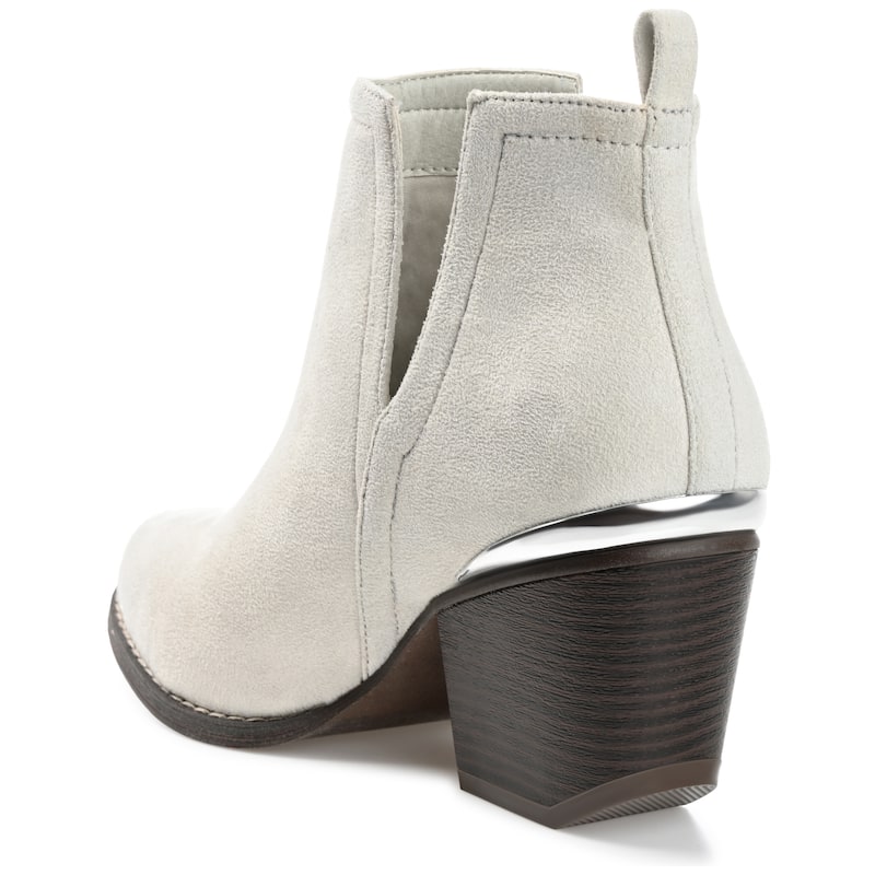 Journee Collection Women's Issla Pull On Stacked Heel Booties