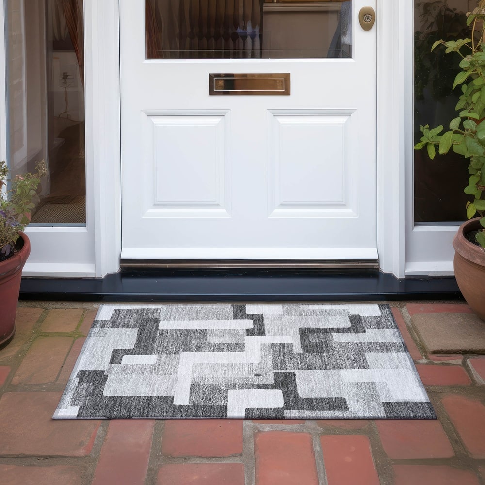 Machine Washable Indoor/ Outdoor Contempoary Blocks Chantille Rug