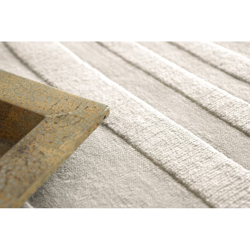 Exquisite Rugs Tempo Handmade Handloomed New Zealand Wool Light Silver Area Rug