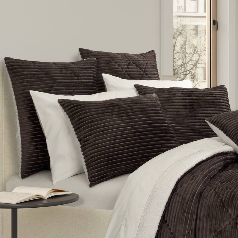 J. Queen New York Everett Euro Sham
