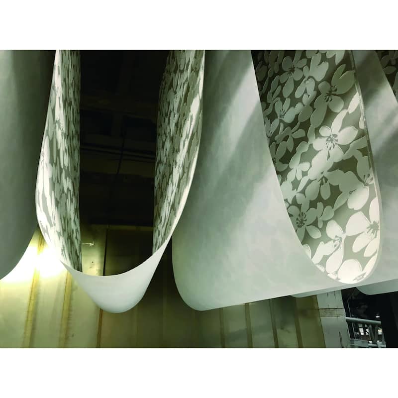Elizabeth Brown Fibrous Non-Woven Unpasted Bohemian Free Spirit Wallpaper Covers about 60.75 sq. ft.
