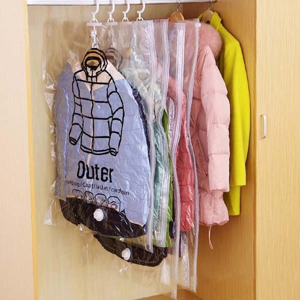 https://ak1.ostkcdn.com/images/products/is/images/direct/5ee4932bad67f7eab54ed24cc5e70a999aa192f4/Vacuum-Seal-Compressed-Space-Saving-Clothes-Hanging-Storage-Bag-Anti-Dust-Cover.jpg?impolicy=medium