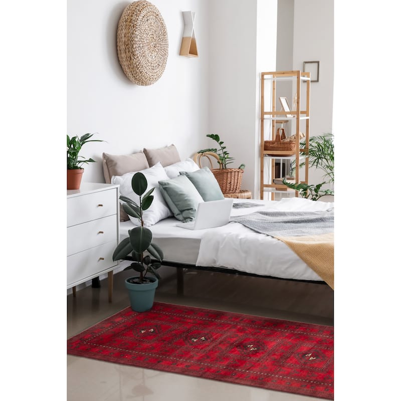 ECARPETGALLERY Hand-knotted Baluch Red Wool Rug - 2'6 x 6'6