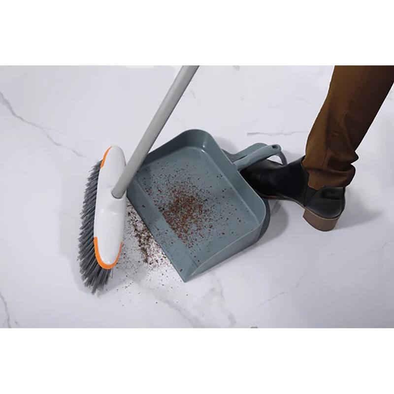 Step Dustpan