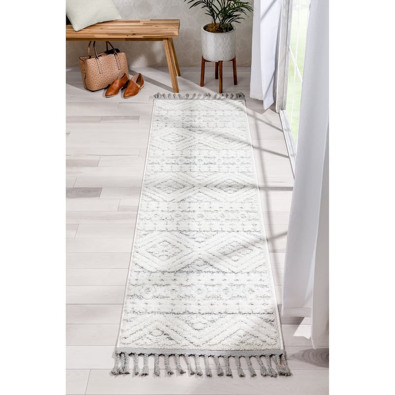 Well Woven Salem Eliana Tribal Moroccan Diamond High-Low Area Rug