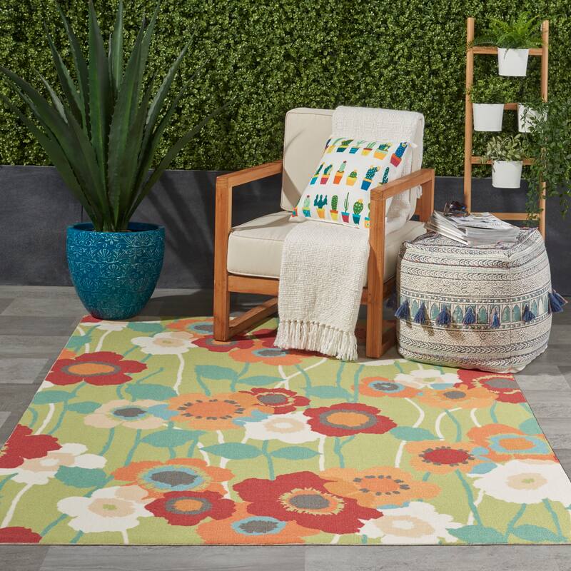 Waverly Sun N' Shade Floral Transitional Indoor/Outdoor Area Rug - On ...