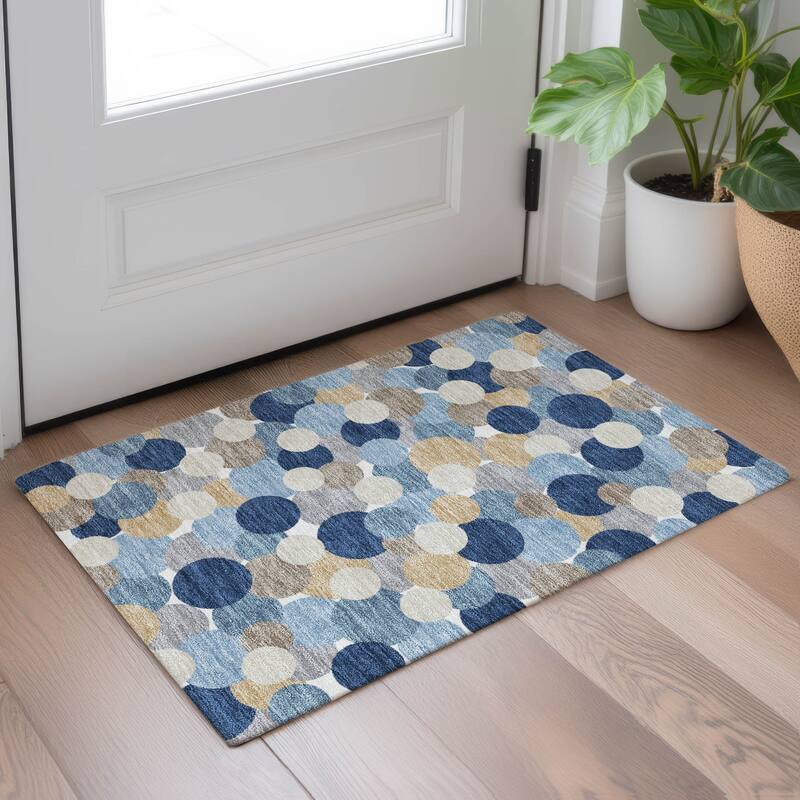 Machine Washable Indoor/ Outdoor Mucho Bubbles Chantille Rug