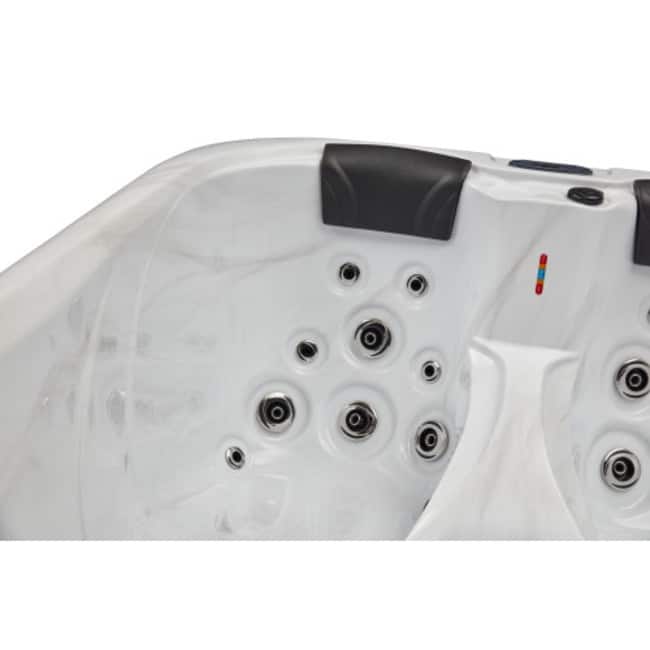 Luxury Spas Largo 3-Person Spa