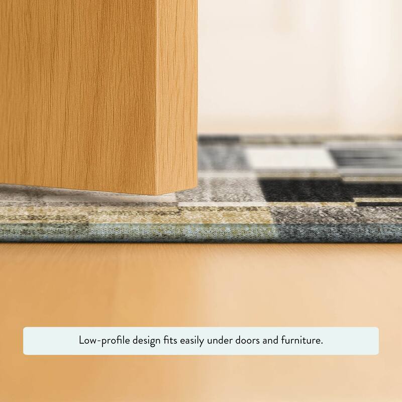 Machine Washable Indoor/ Outdoor Modern Newton Chantille Rug