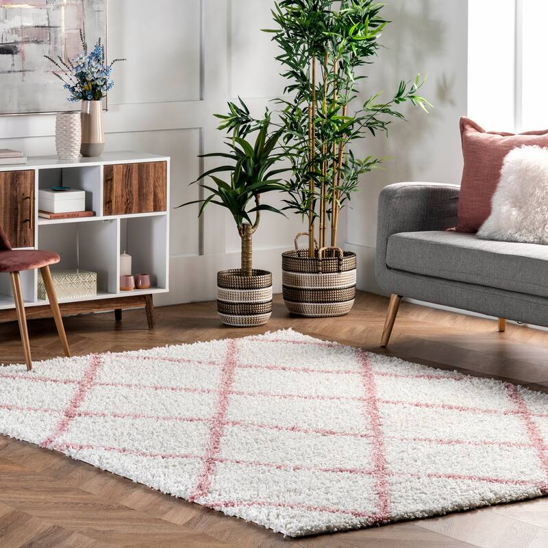 Nuloom Kesha Contemporary Trellis Shag Area Rug