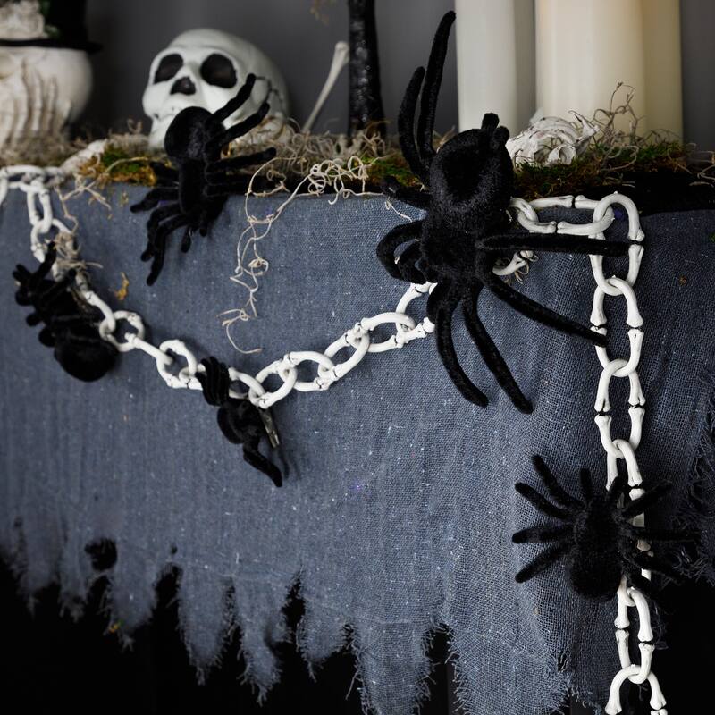 Spiders Halloween Clip-on Decorations - 9.5" - Set of 5