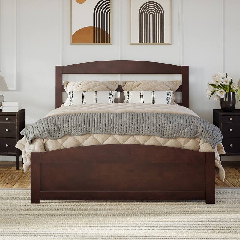 Warren Full Platform Bed with Matching Footboard in Walnut