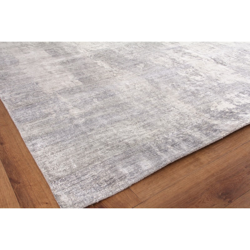 EXQUISITE RUGS Fine Pure Silk Hand-knotted Silk Silver/Ivory Area Rug.