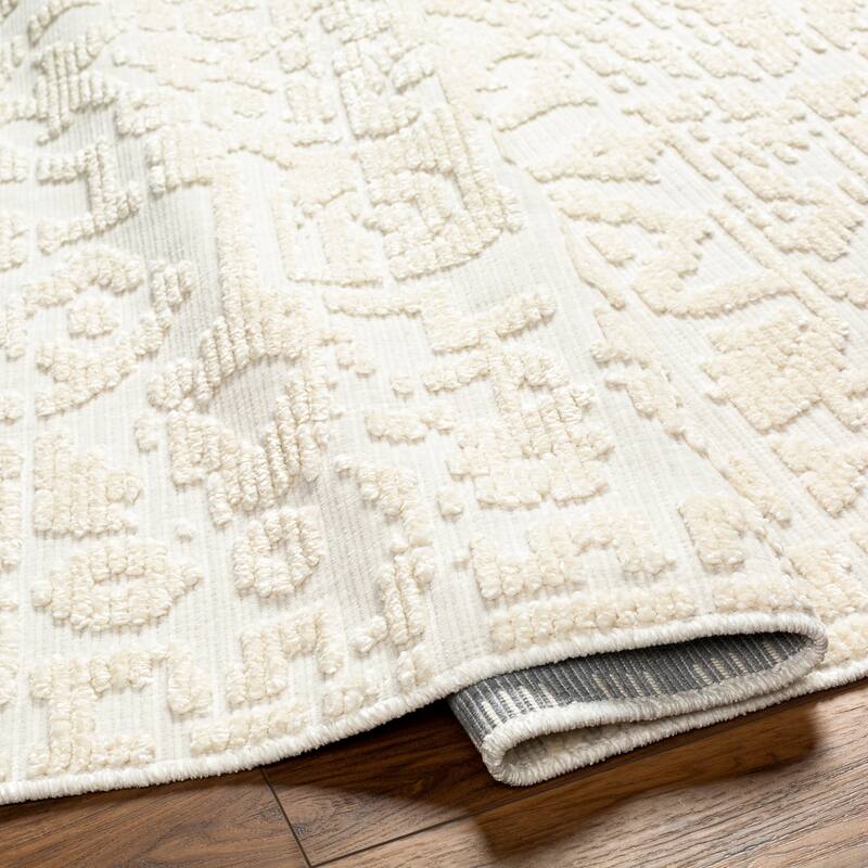 Livabliss Jenkins Traditional Machine Washable Area Rug